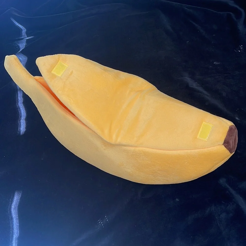 Banana Bed for a Cat or Small Dog